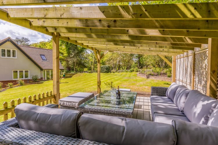 Outdoor covered area at Gorselands Gorselands from New Forest Cottages - outdoor covered seating area