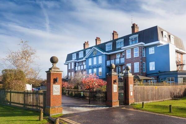 Balmer Lawn: Mother's Day vouchers, work rooms and takeaways